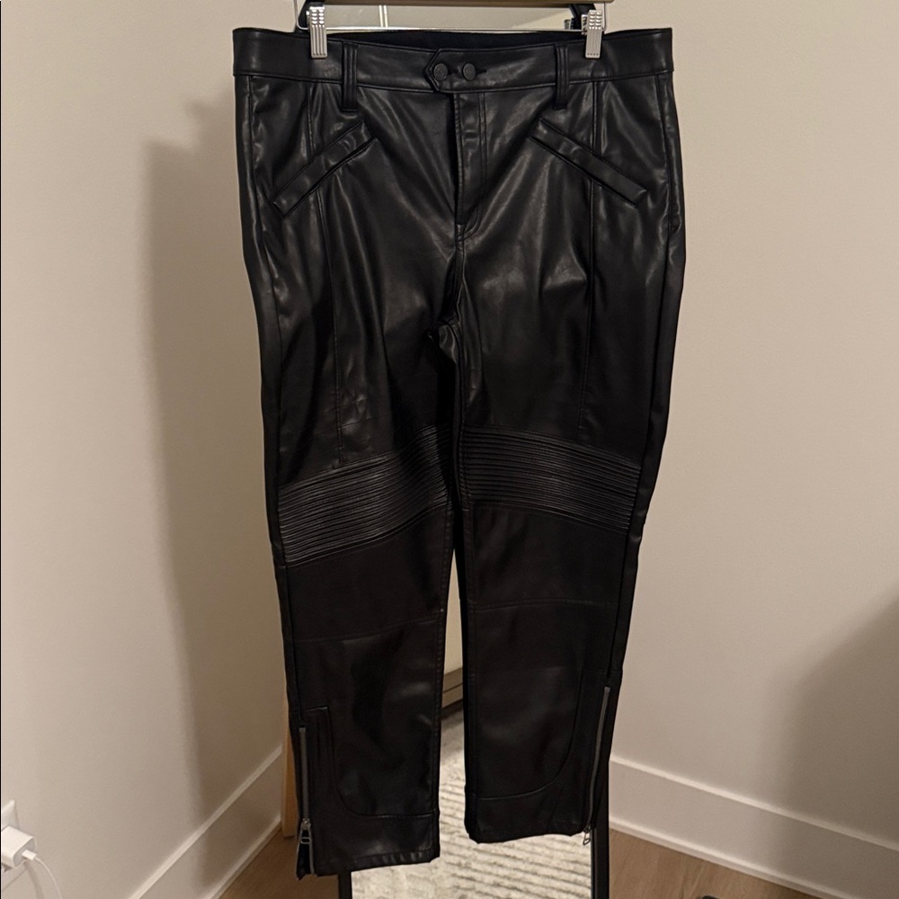 GAP Pleather Moto Slim Black Pants “vintage slim mid rise” cut